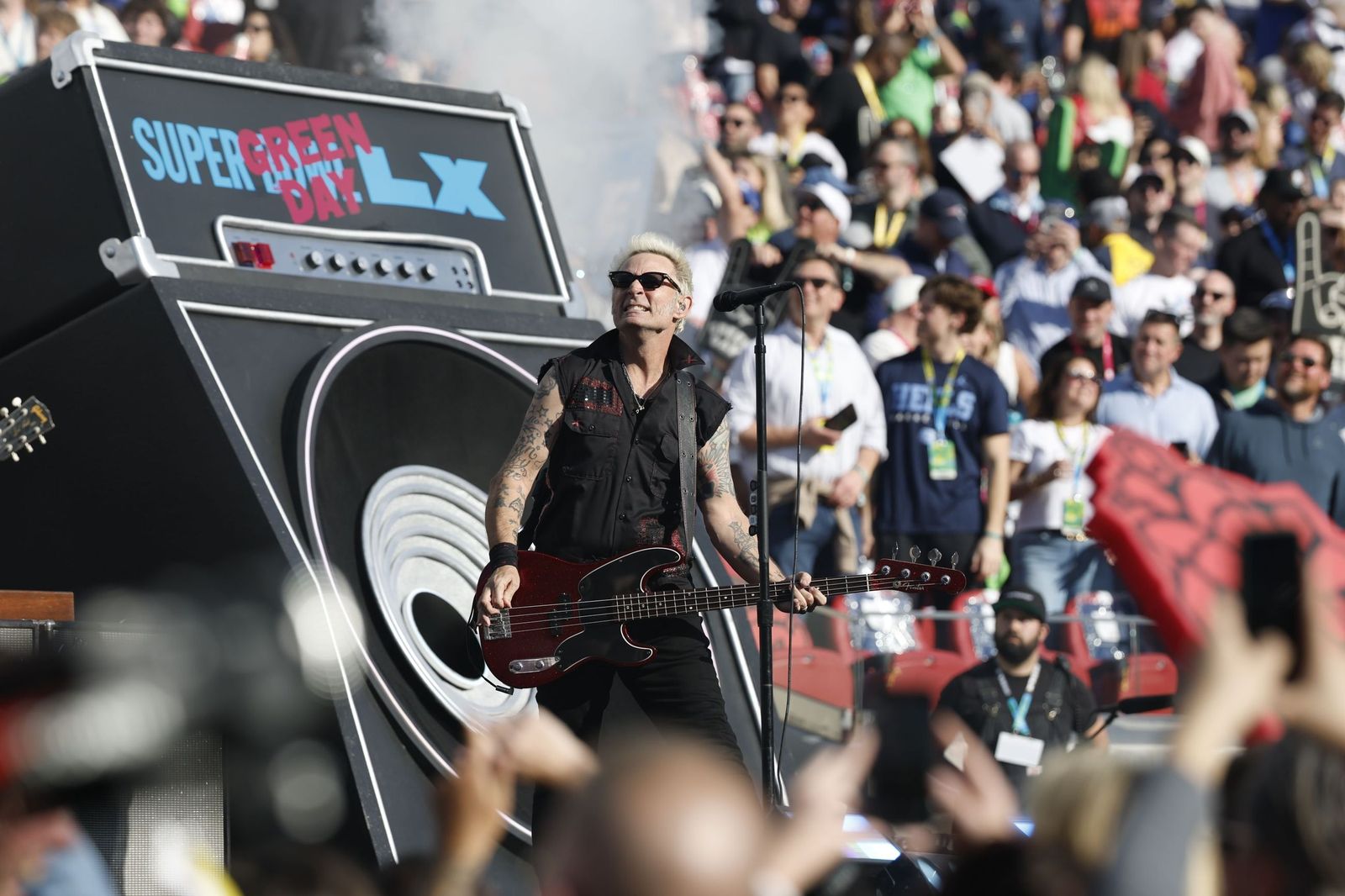 Las mejores fotos de la Super Bowl con la actuación de Bad Bunny