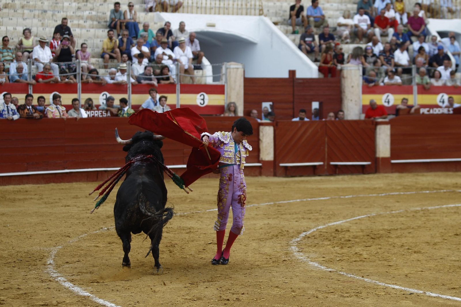Imágenes de la novillada de la Feria de Almería 2025