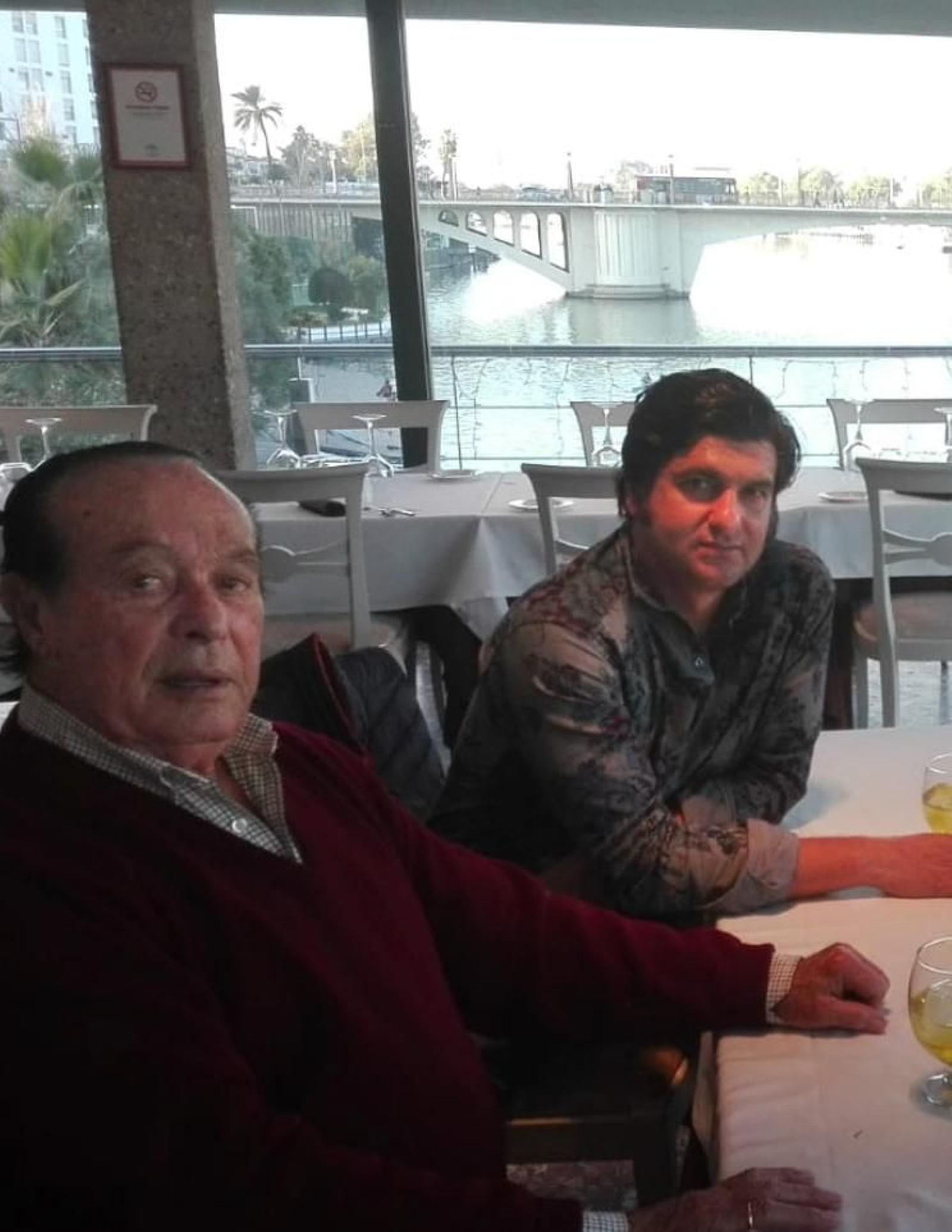 Morante y Curro, almorzando en el Círculo de Labradores.