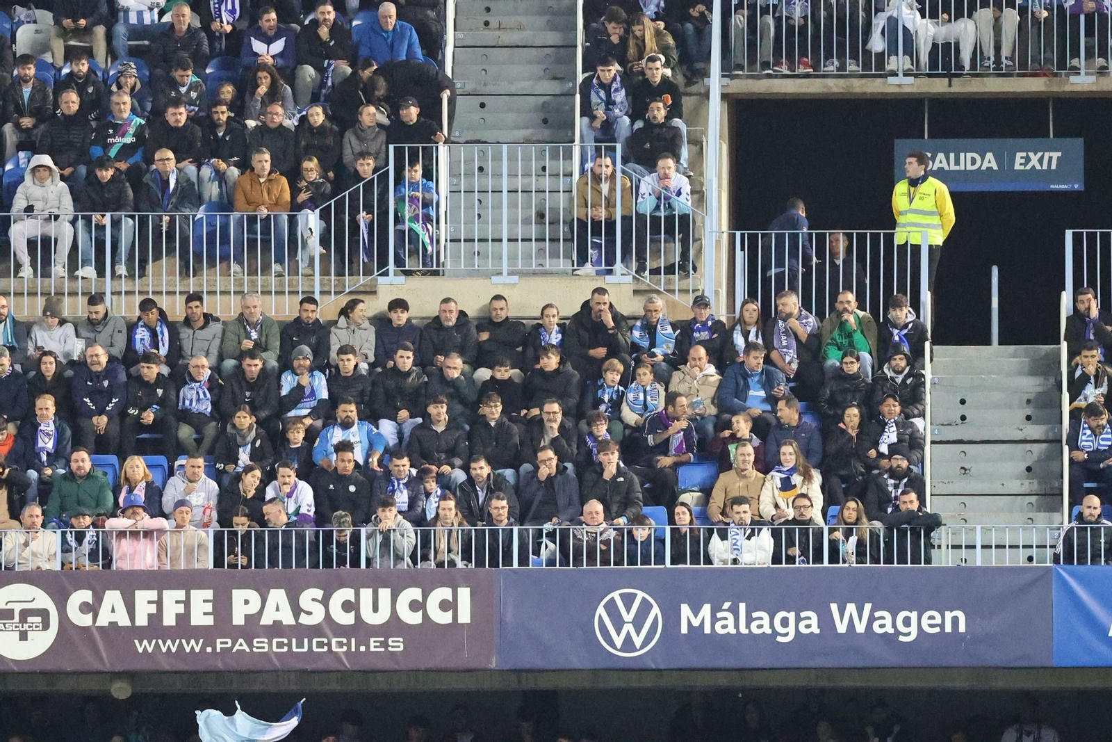 Búscate en las gradas de La Rosaleda en el Málaga CF-Zaragoza