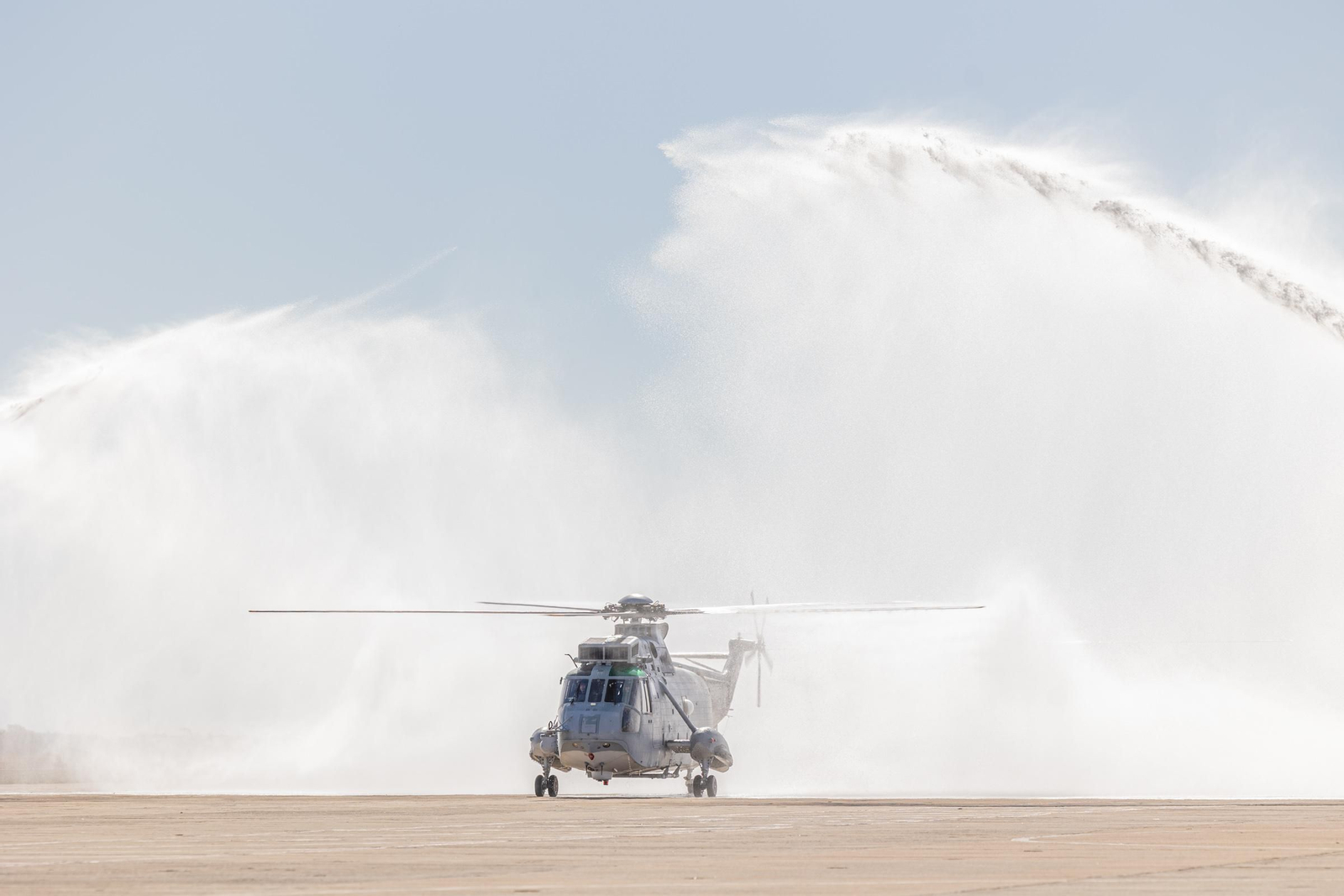 Imágenes de la Despedida del Sea King de la quinta escuadrilla