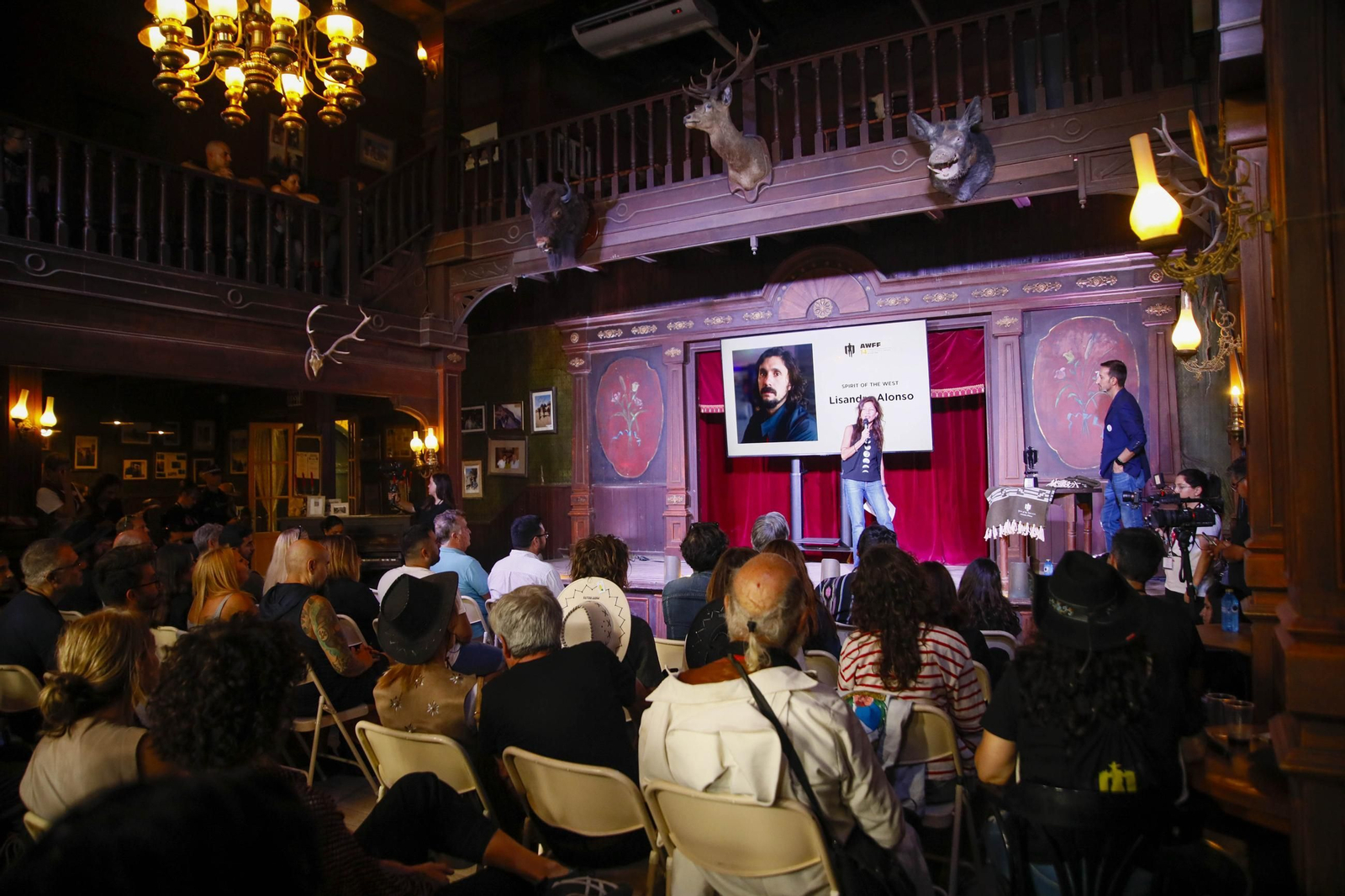 Entrega premio "Spirit of the West" al director Lisandro Alonso