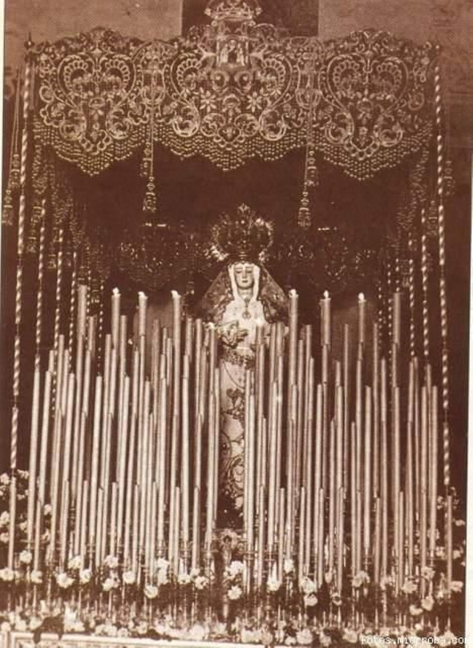 La primitiva Virgen del Dulce Nombre en San Román en  1923.