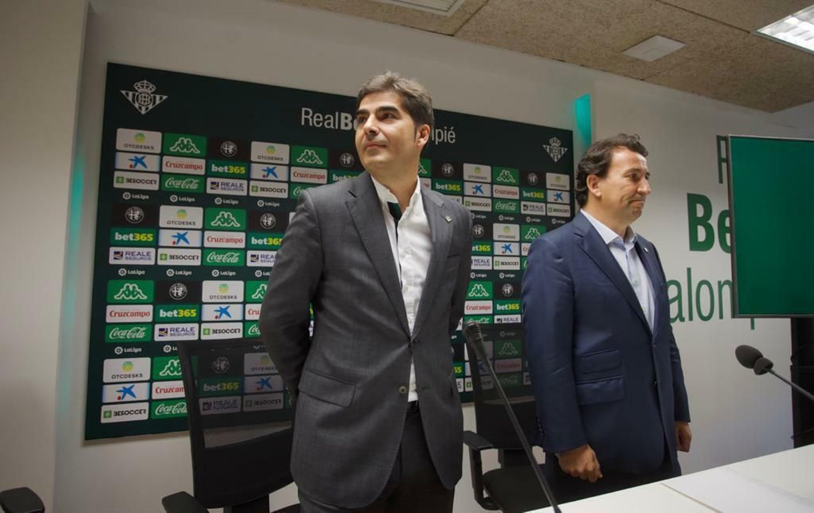 Haro y Catalán, al inicio de la rueda de prensa.