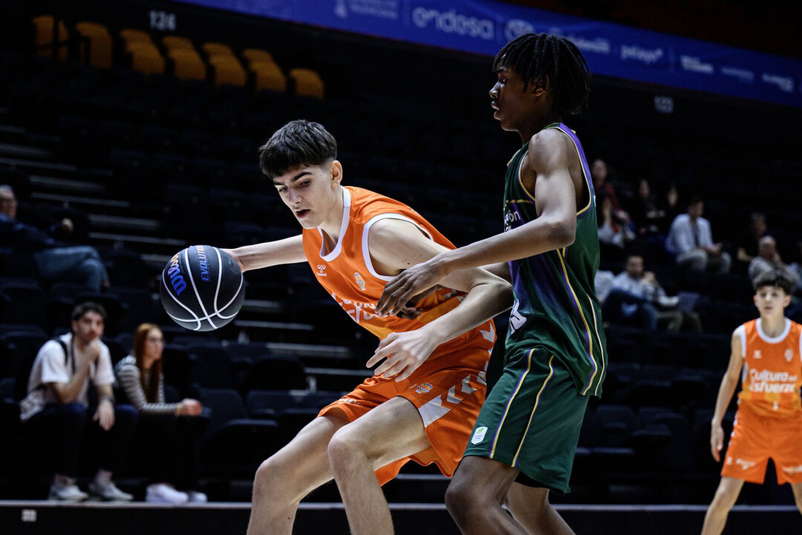 El Valencia Basket vence al Unicaja en el estreno de la Minicopa Endesa 2026