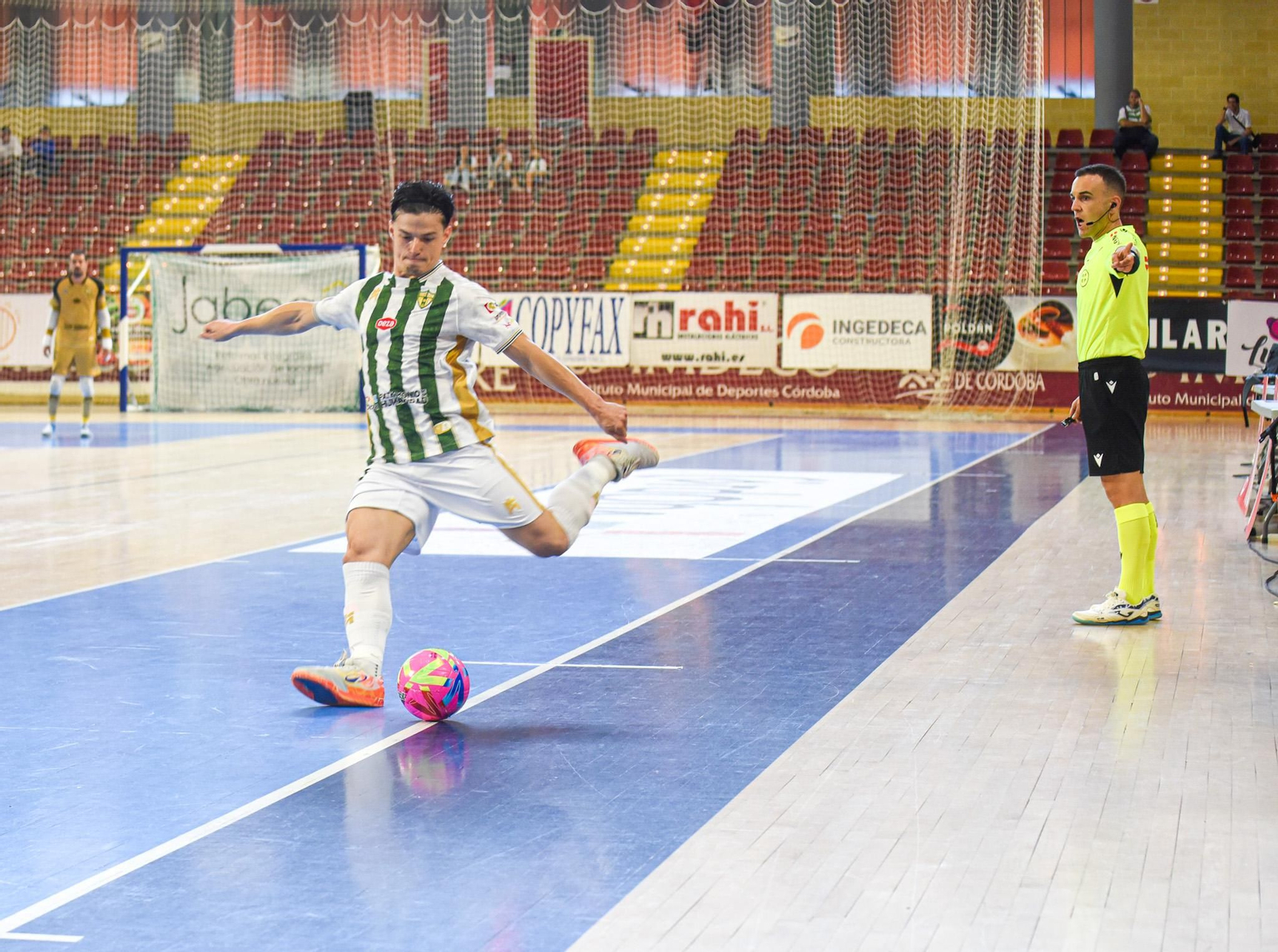 Las mejores fotos del ambiente en Vista Alegre para el Córdoba Futsal - Jimbee Cartagena