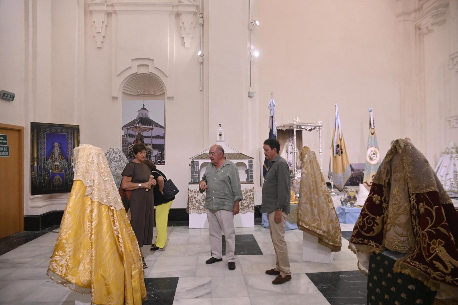 Exposición con motivo de la coronación canónica de la virgen de Luna