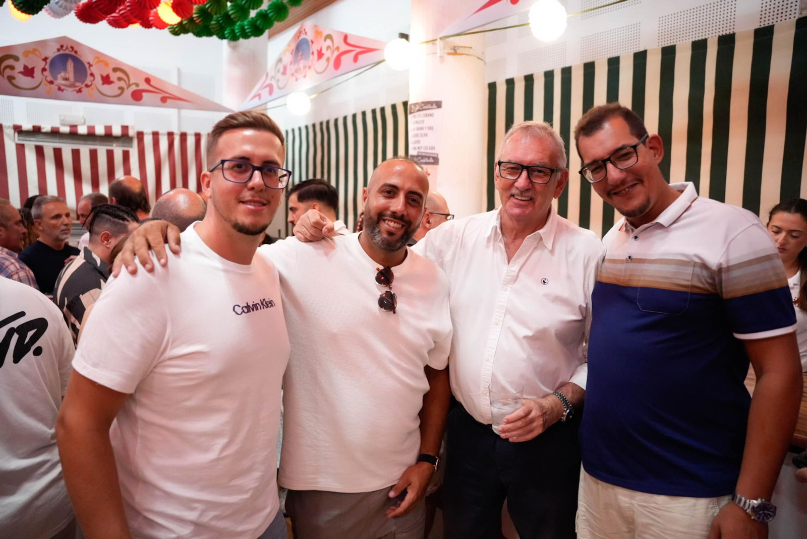 Disfrutando de la feria del mediodía en la jornada del jueves