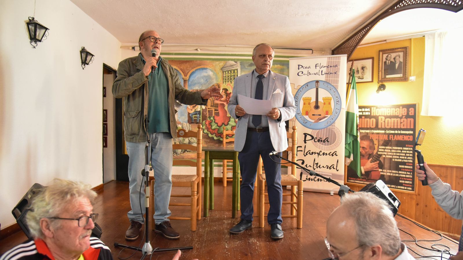La clausura del Congreso Flamenco Antonio 'El Chaqueta' en La Peña Flamenca Cultural Linense