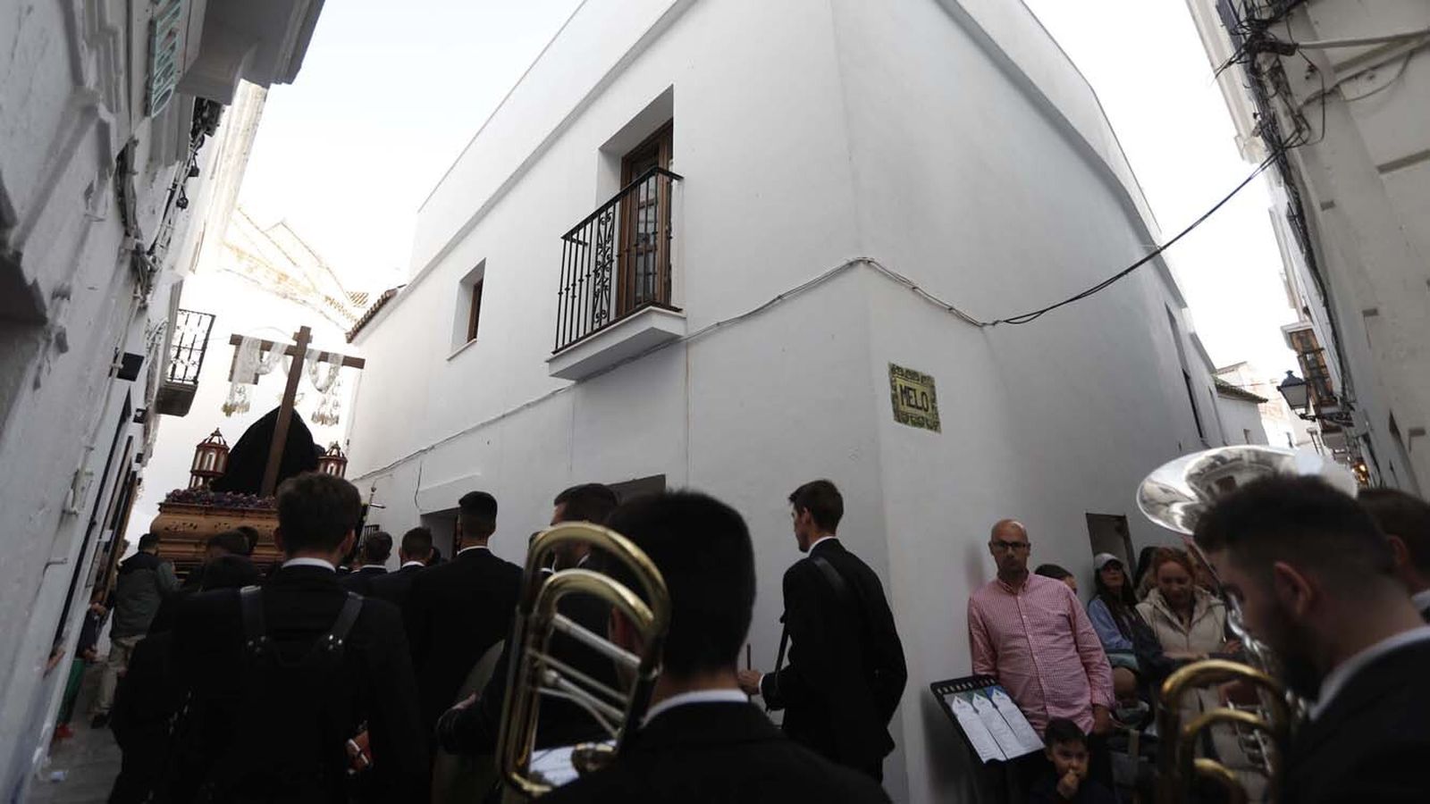 Las imágenes del Viernes Santo en Tarifa: El Santo Entierro