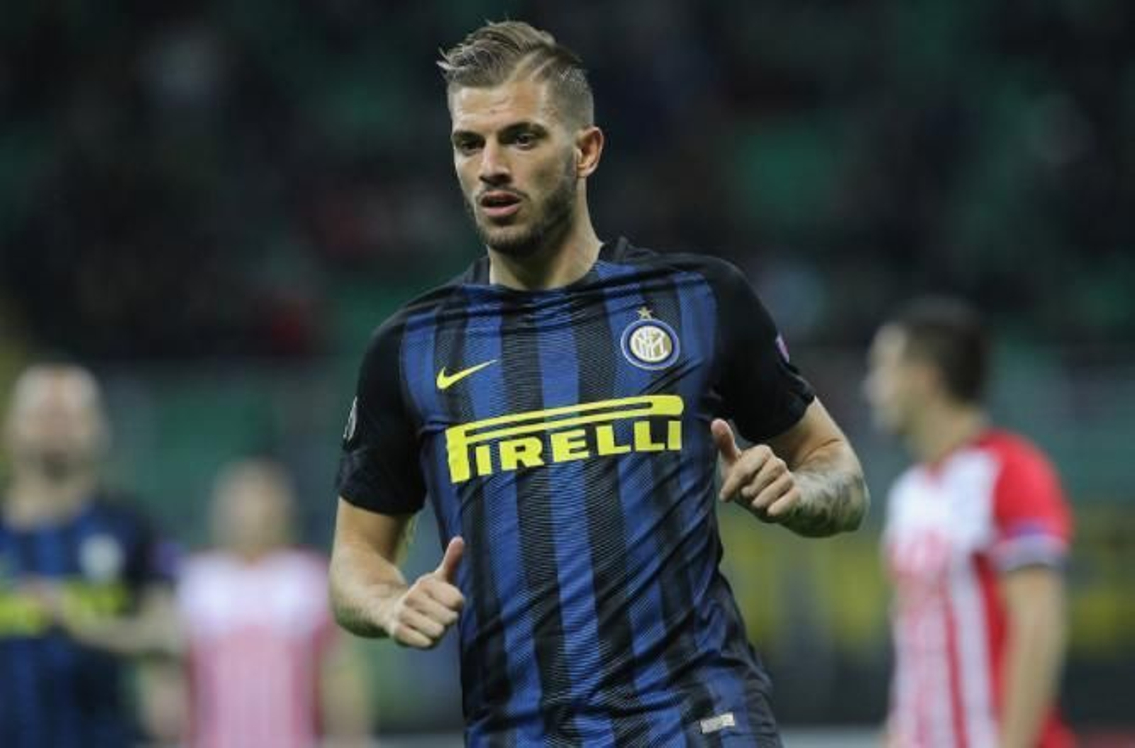 Santon busca una salida de la Roma, aunque se formó en el Inter de Milán.