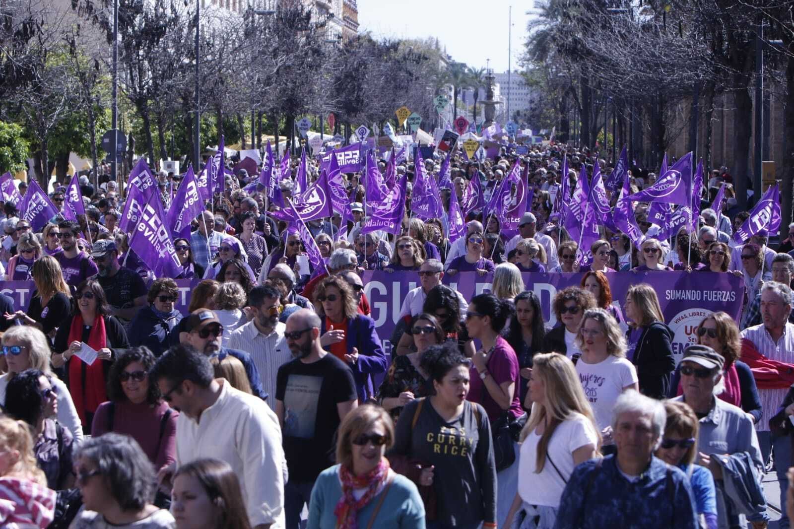 Las imágenes de las manifestaciones del 8M en Sevilla.