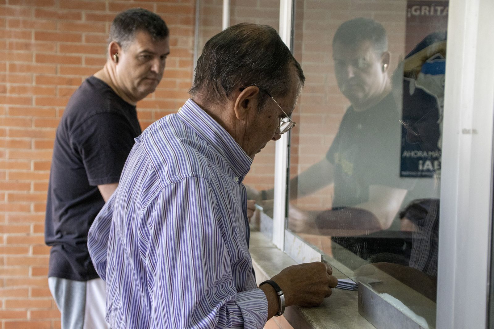 Largas colas en el Nuevo Colombino para las entradas del partido ante el Cacereño