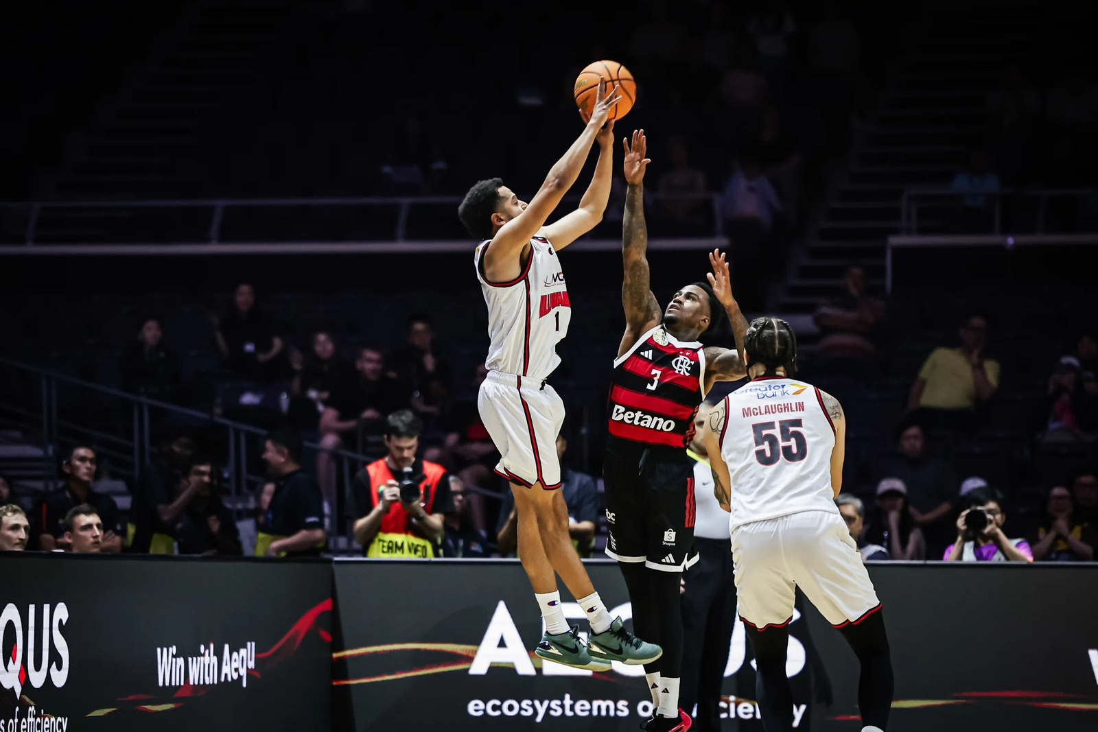 Partido Illawarra Hawks-Flamengo.