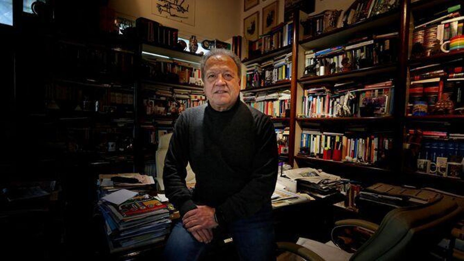 Pedro Pacheco, en el despacho de su casa.