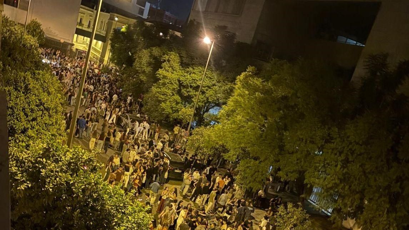 Botellona en la calle Pirotecnia.