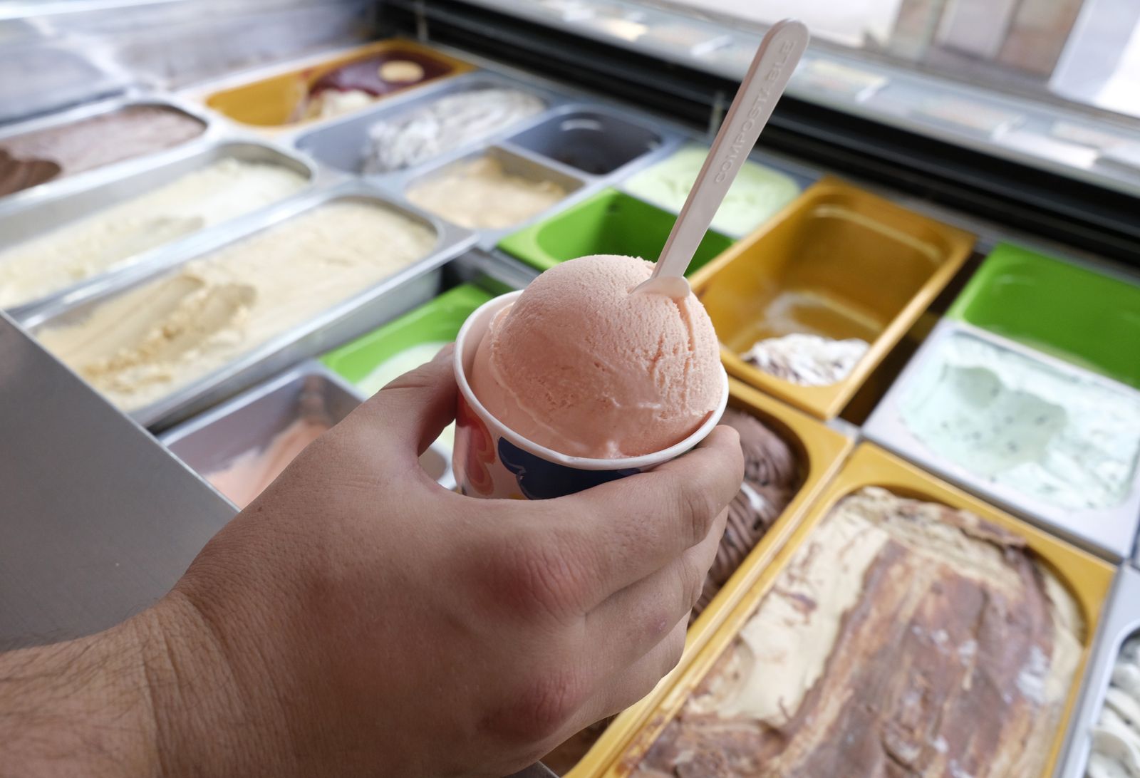 Las heladerías de Córdoba refrescan el verano, en fotografías
