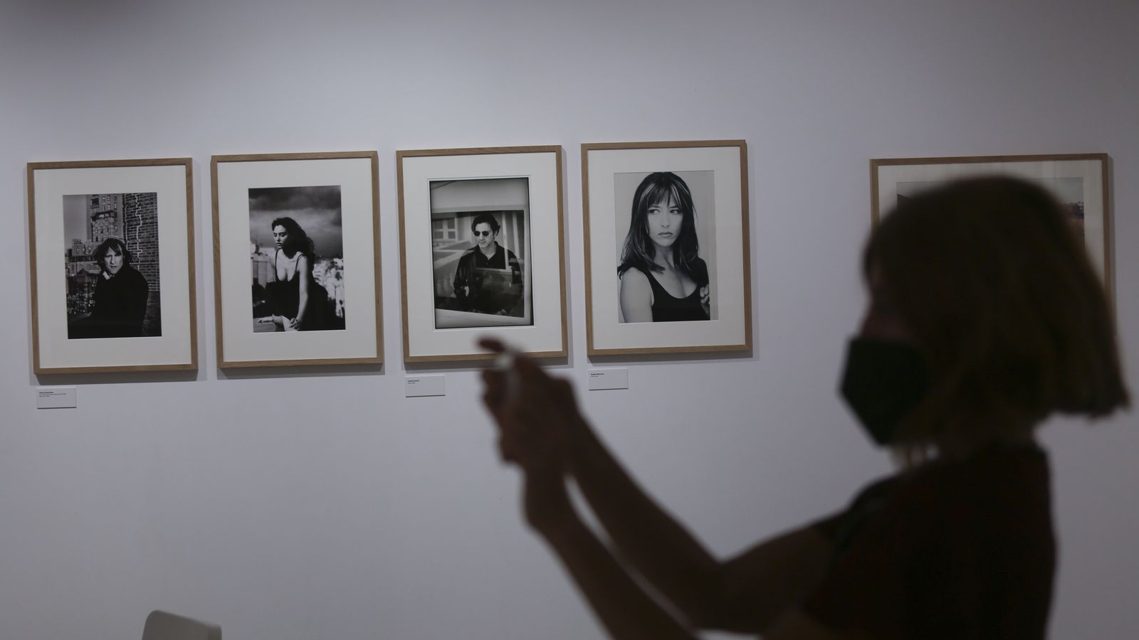 Depardieu, Bellucci y Marceau, algunos de los rostros de la muestra.