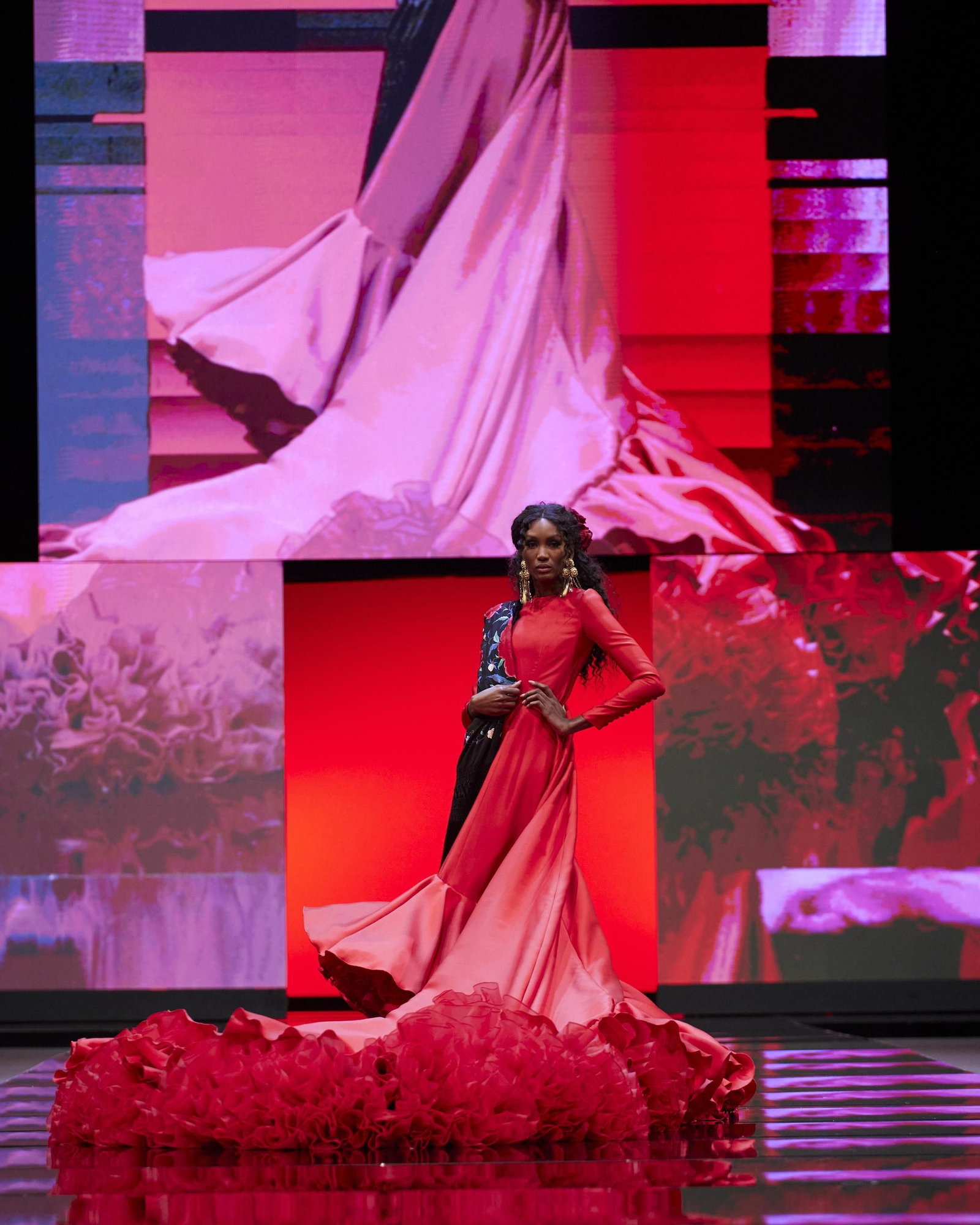 El desfile de Juan José Hurtado en SIMOF 2025, todas la fotos