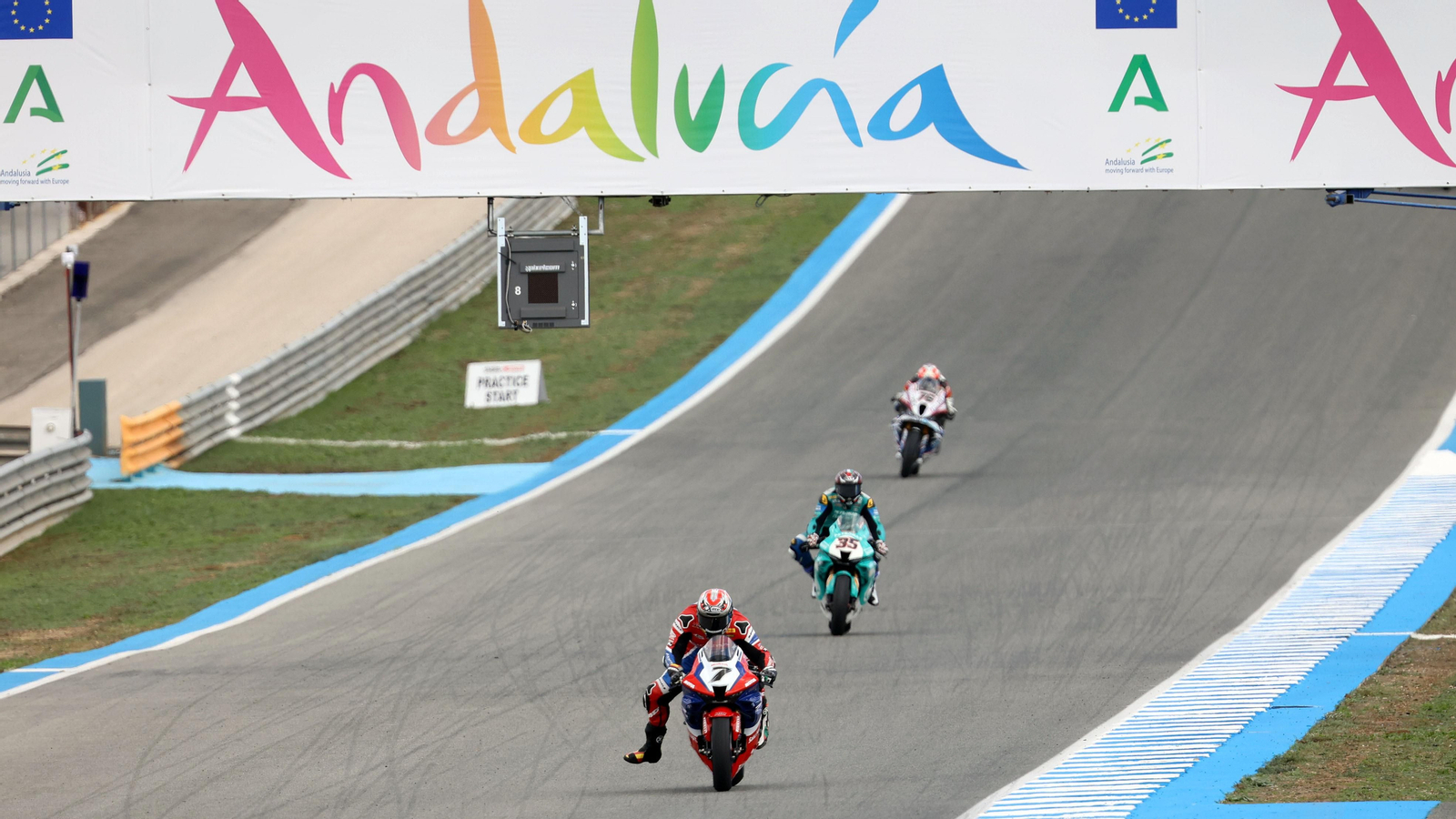 Primer día de entrenamientos de SBK en el Circuito de Jerez - Ángel Nieto