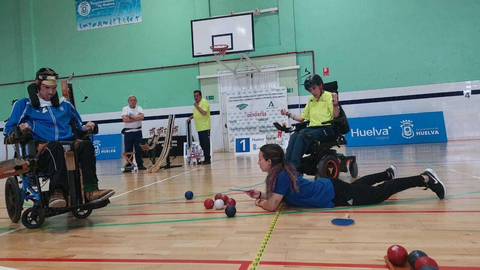 Chema, en uno de sus partidos en el Diego Lobato de Huelva.
