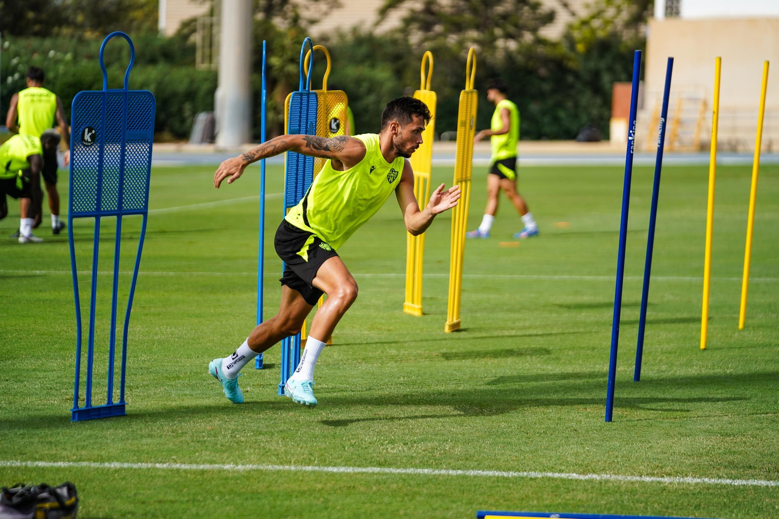 Monte se lesionó en pretemporada y aún no ha podido debutar