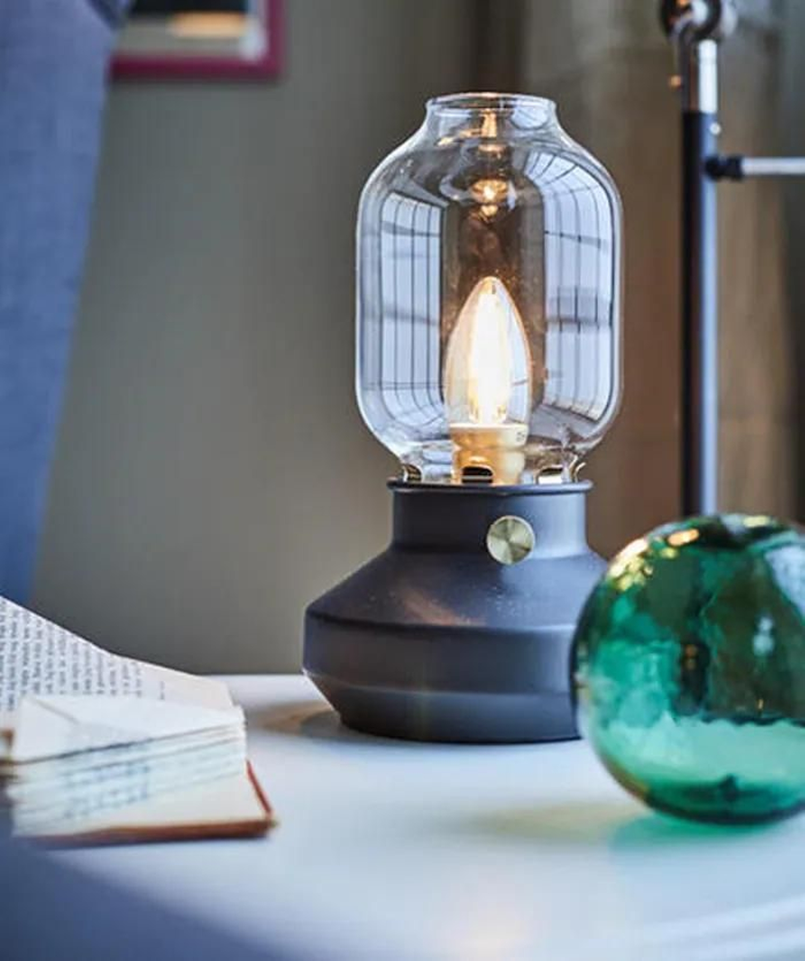 Detalles de lámparas para la iluminación del salón.