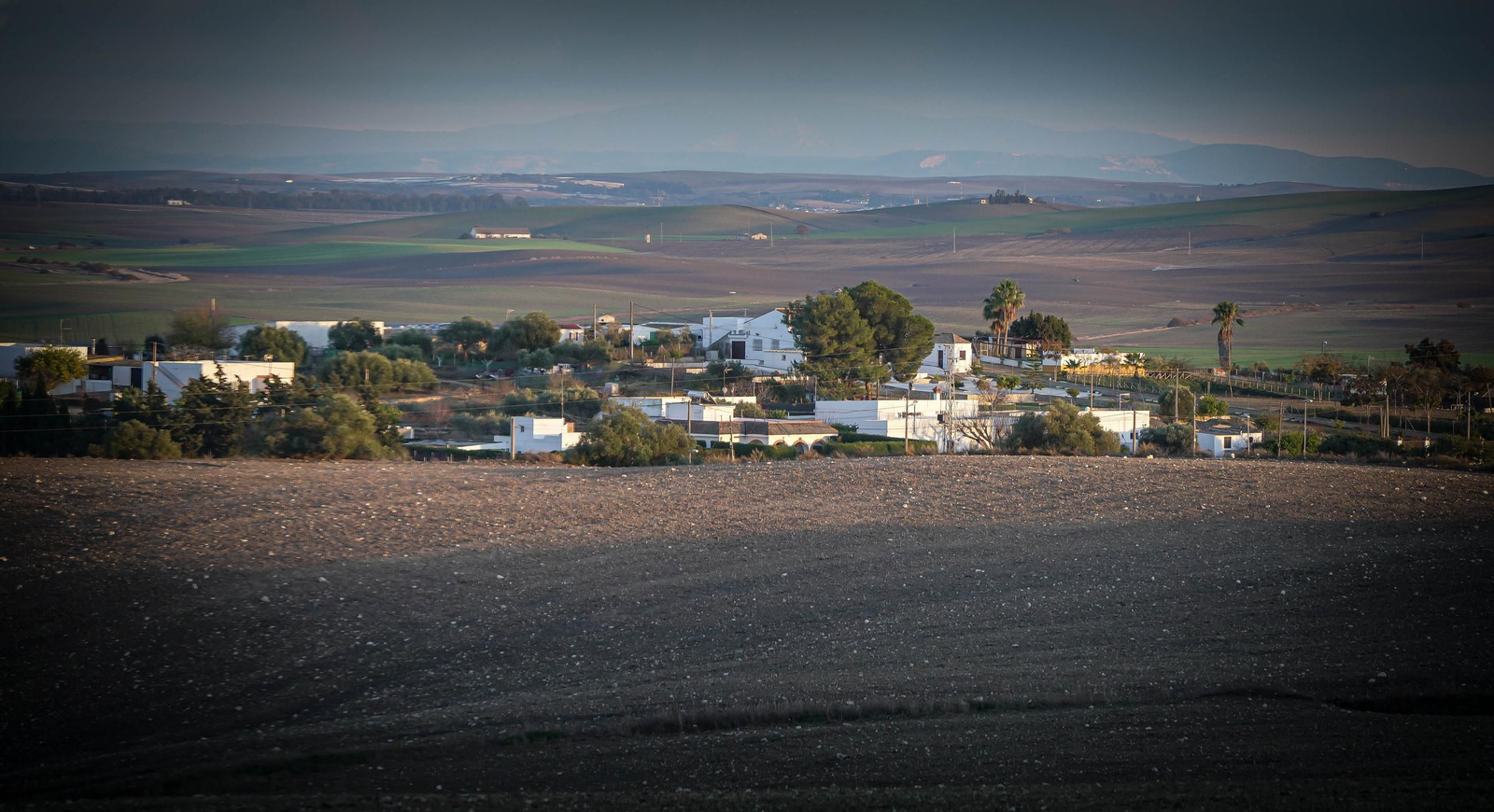 Imágenes de los vecinos de Mesas de Asta en los terrenos de Asta Regia