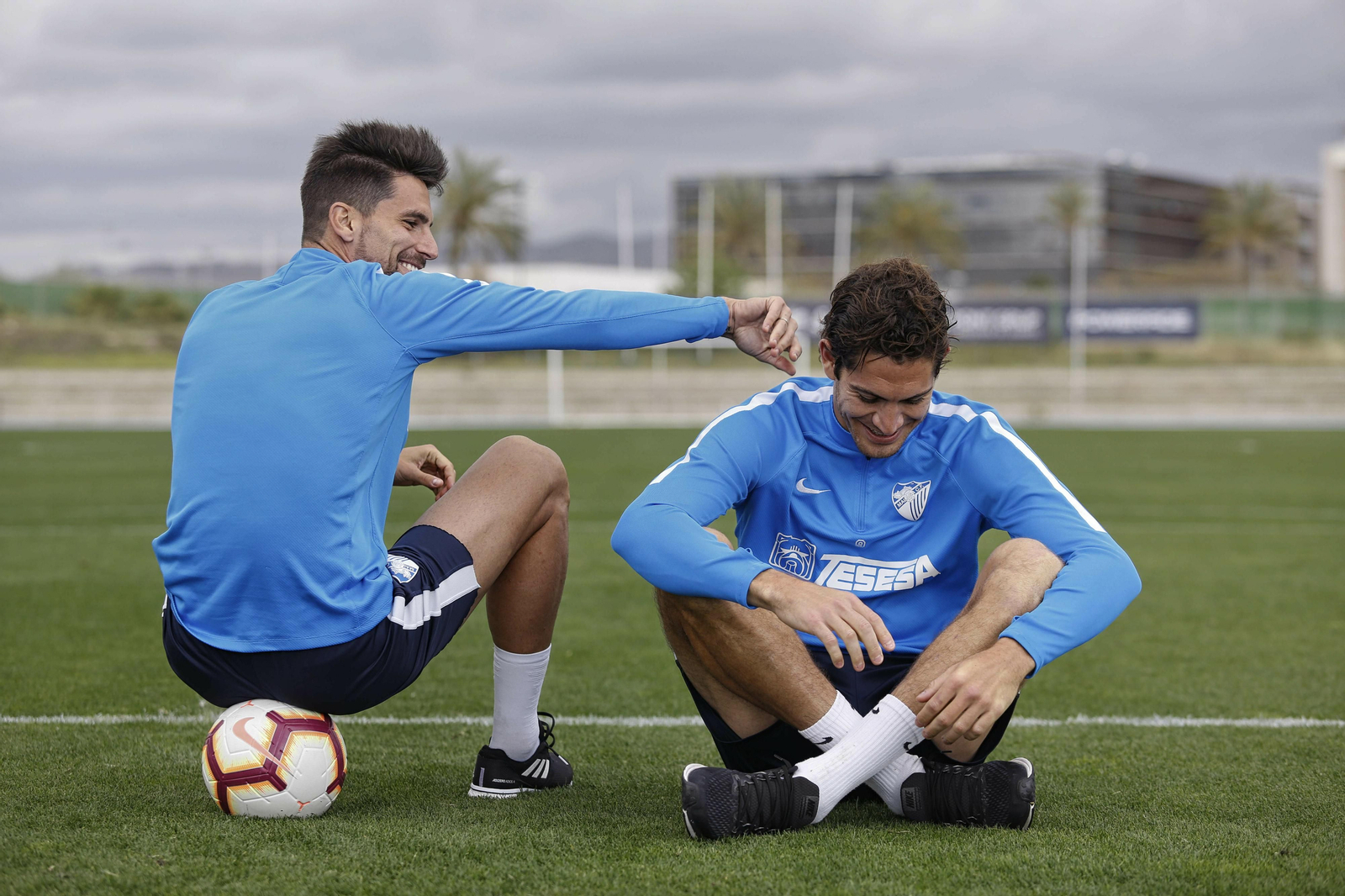 Adrián González y Blanco Leschuk, posando para 'Málaga Hoy'.