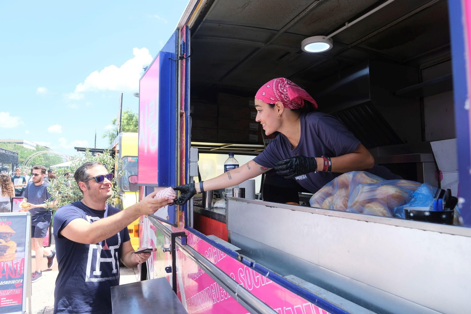 The Champions Burger vuelve a llenar El Vial de Córdoba en su primera jornada de tarde, en imágenes