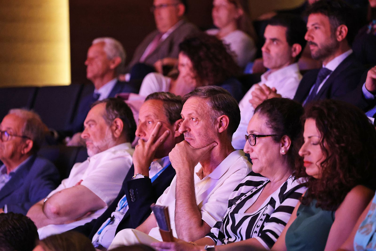 Imágenes de la presentación de la memoria anual de la Asociación de Industrias Químicas, Básicas y Energéticas de Huelva (Aiqbe)