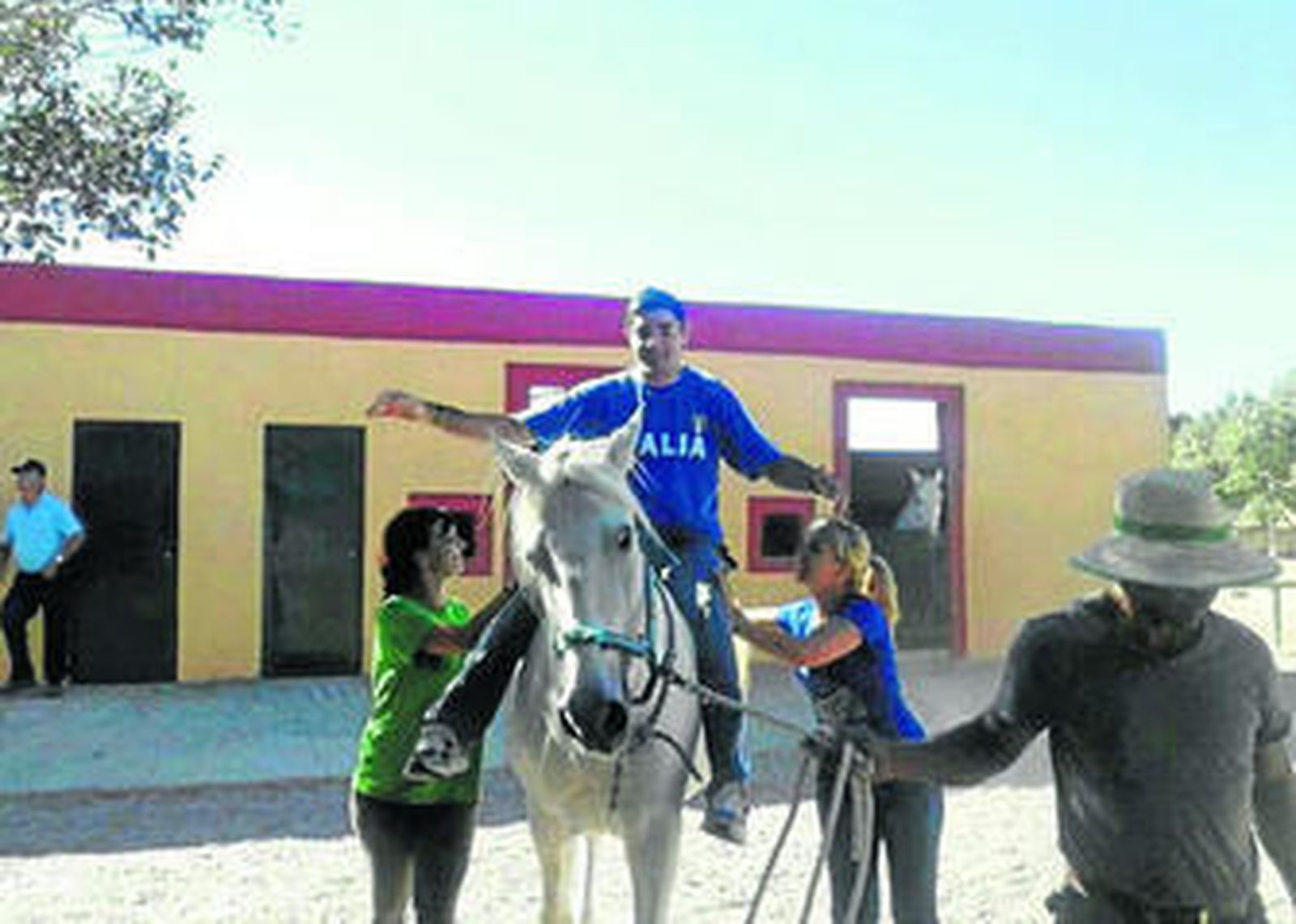 Uno de los usuarios disfruta con el tratamiento.