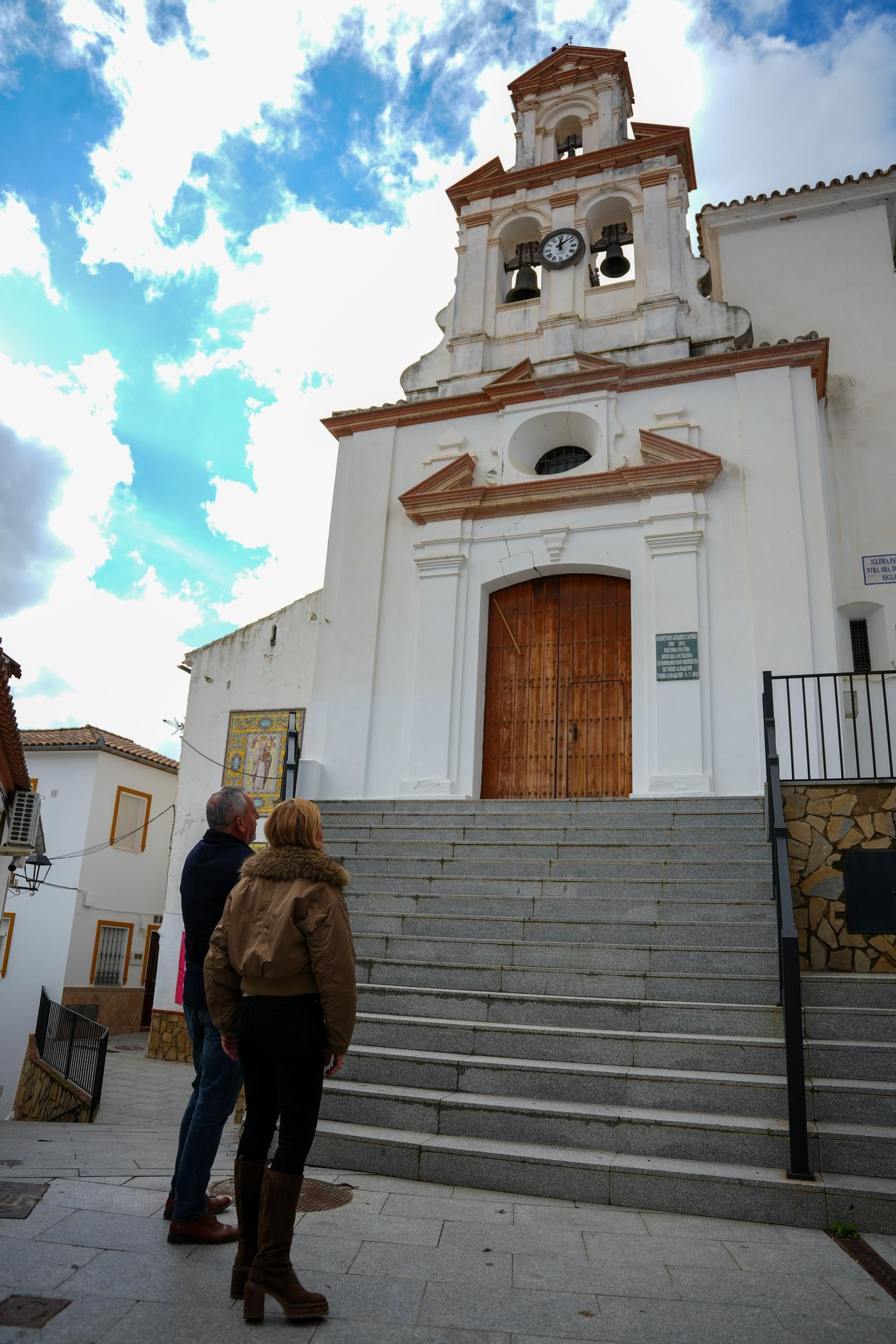 Visita a la iglesia de Torr Alháquime.
