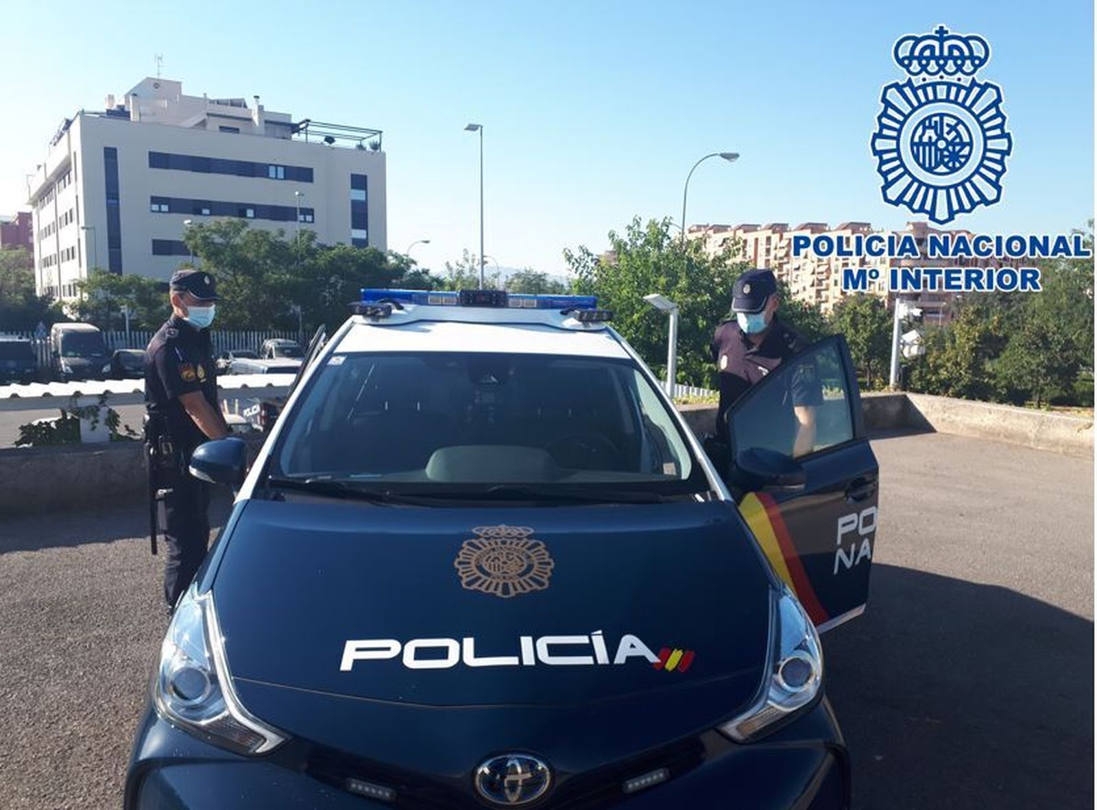 Detenido por tráfico de MDMA cuando intentó salir de un supermercado de Granada sin pagar la compra