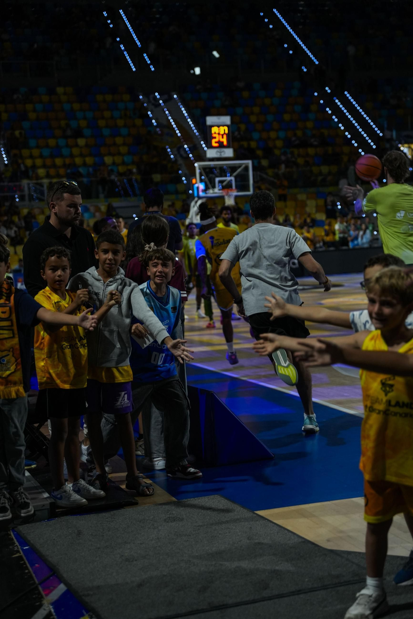 Búscate en las gradas del Gran Canaria-Unicaja