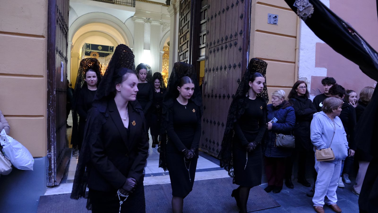 Las mejores imágenes del Santo Sepulcro, en Almería