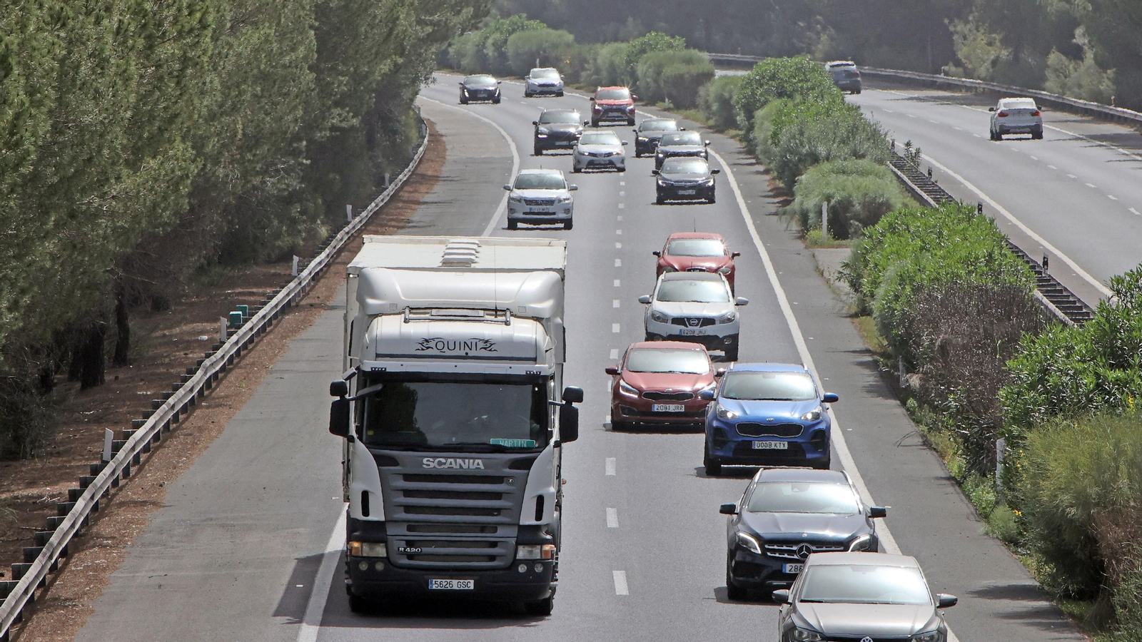 Tráfico en la autopista AP-4. Tráfico en la autopista AP-4.