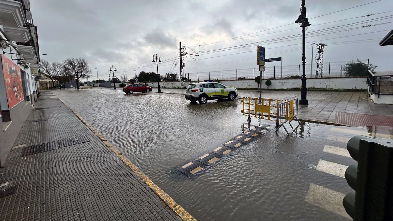 Municipio onubense inundado por el paso del temporal.