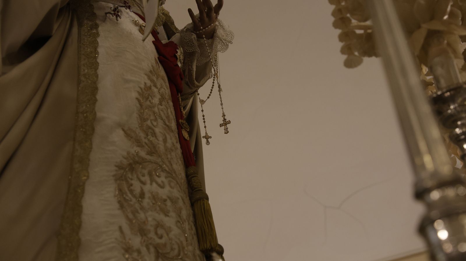 Preparativos en las iglesias de Algeciras para la Magna Mariana, en imágenes