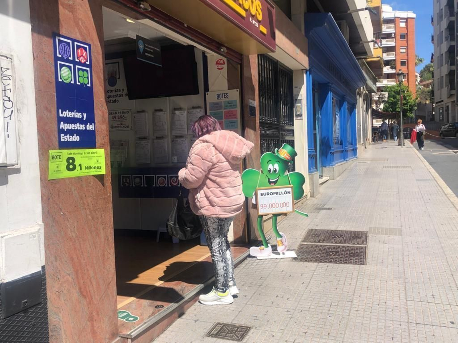 Una administración de la capital onubense.