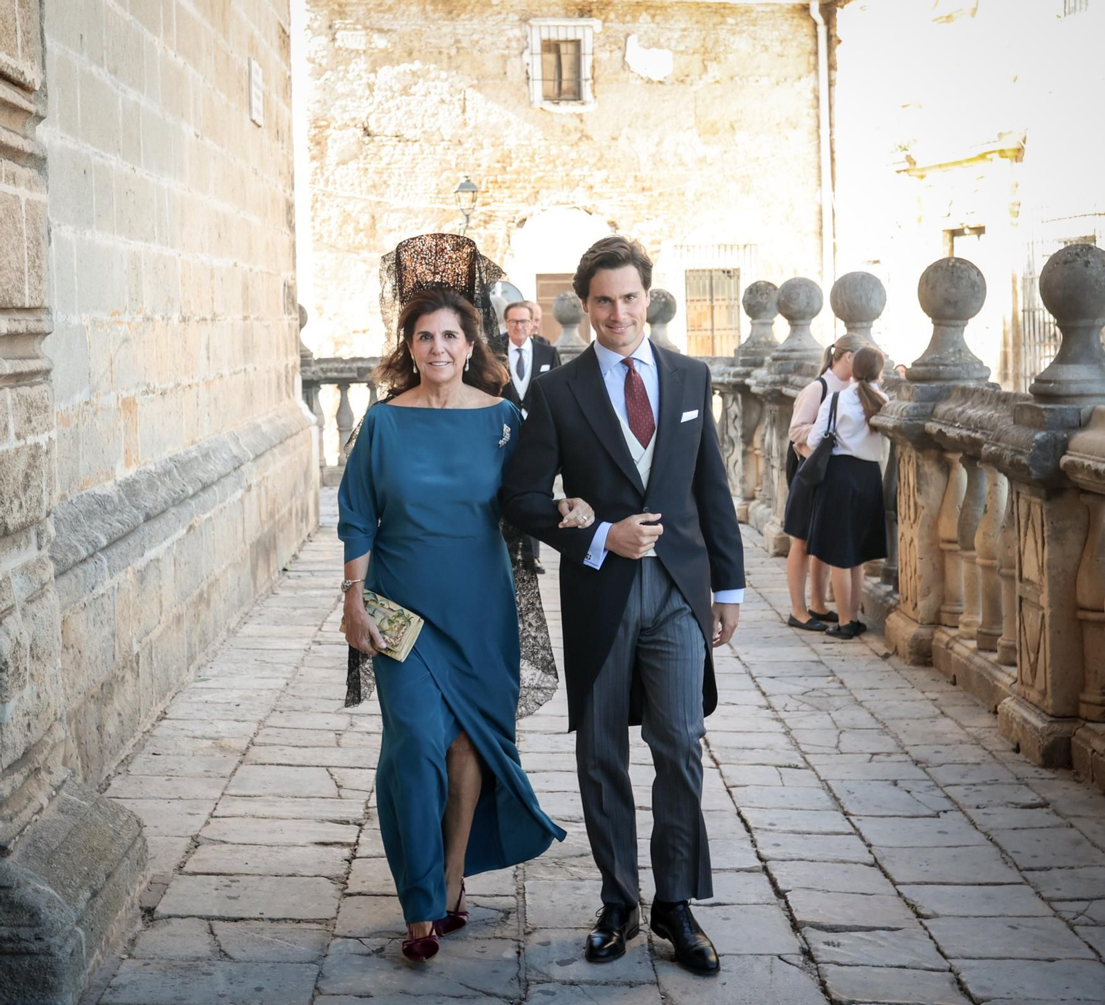 Imágenes de los asistentes a la boda de Ana Cristina Portillo Domecq en la Catedral de Jerez Imágenes de los asistentes a la boda de Ana Cristina Portillo Domecq en la Catedral de Jerez