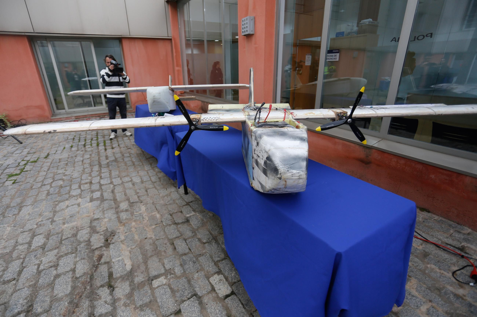 Fotos de los narcodrones que transportaban hachís desde Marruecos intervenidos por la Policia Nacional