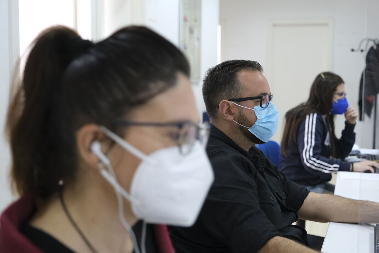 Rastradores en el call centre de Distrito Sanitario Almería.