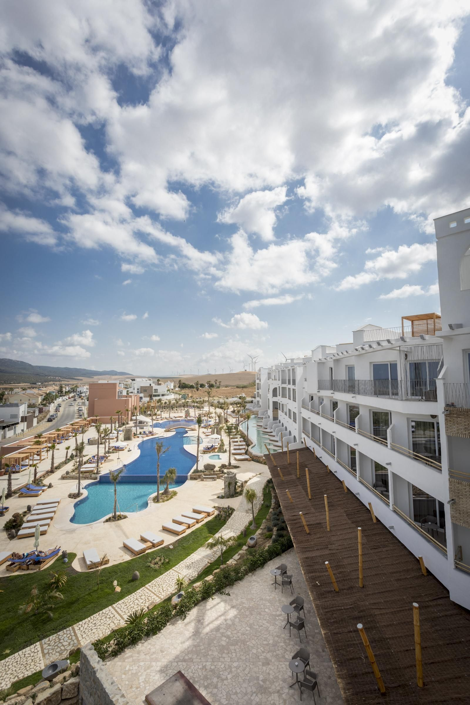 El hotel Zahara Beach & Spa, en imágenes