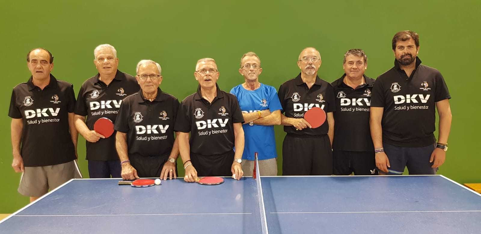 Diez veteranos del CTM DKV Jerez en el Campeonato de la Asociación Nacional