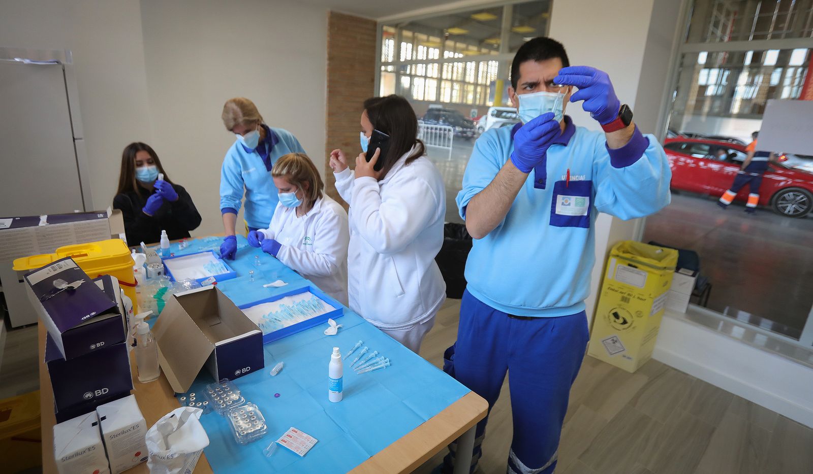 Amplían los puntos de vacunación masiva