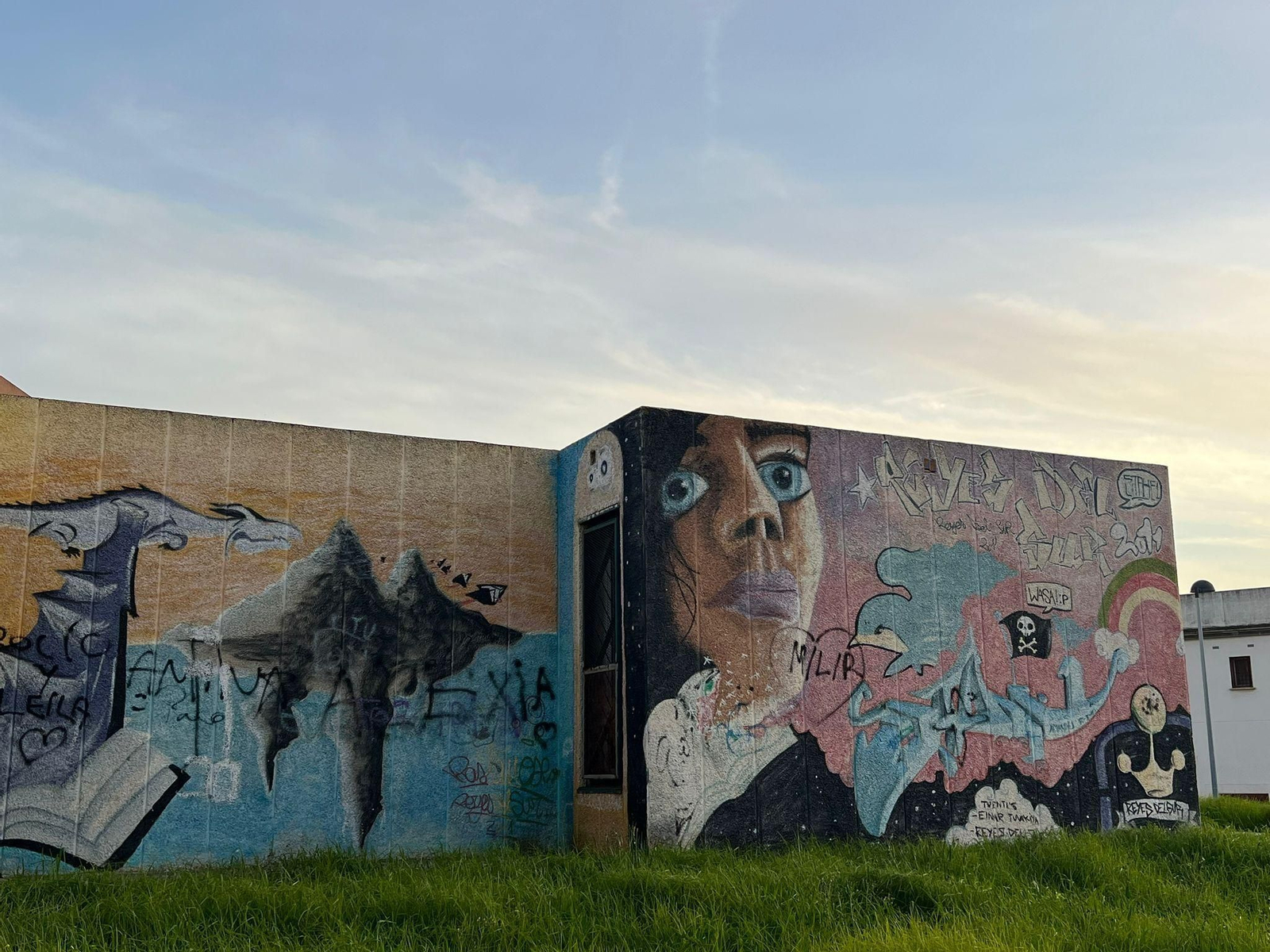 Grafitis, el arte callejero que se esconde en las calles de Algeciras