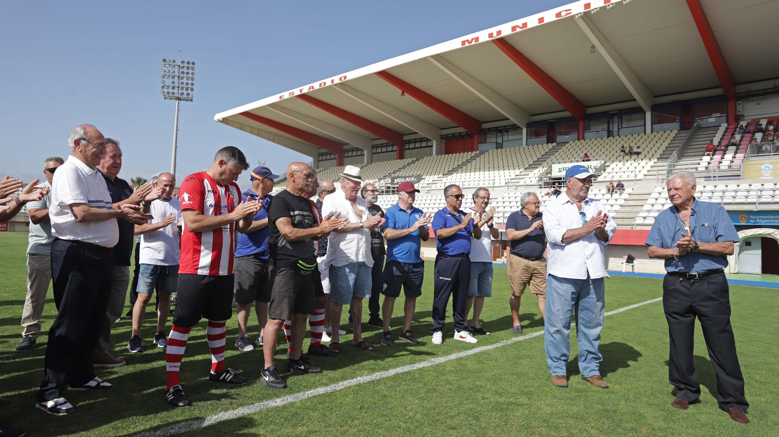 Fotos del triangular de homenaje a Fernando Gallego de los Veteranos del Algeciras CF