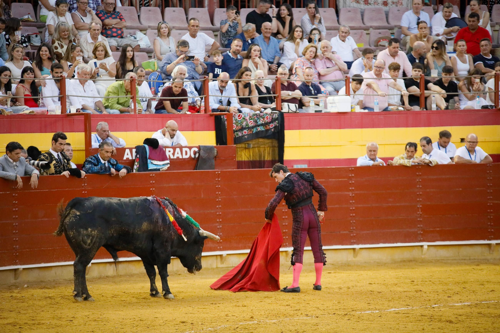 Imágenes de la corrida de toros en Roquetas de Mar