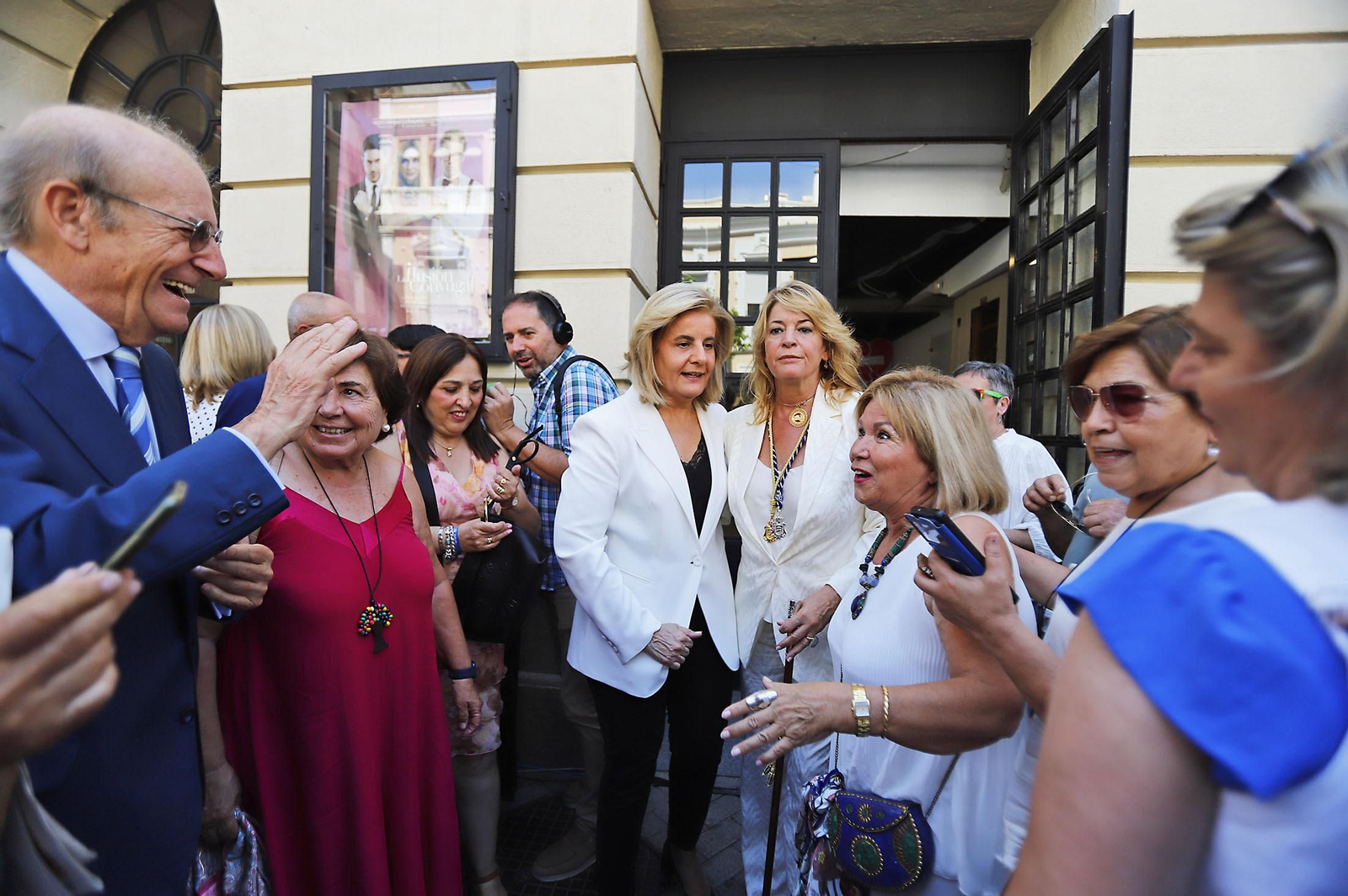 Imágenes de la toma de posesión de Pilar Miranda como alcaldesa de Huelva